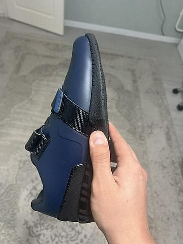 Жеке буюмдар: Эркектердин кроссовкасы, 42, Жаңы, түсү - Көк, Акысыз жеткирүү — 7