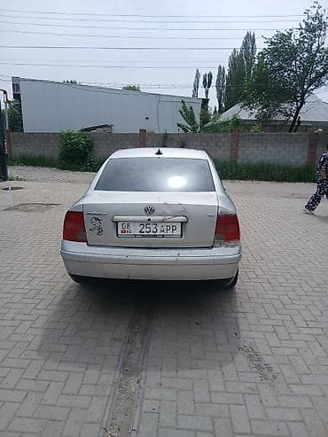 Volkswagen: Volkswagen Passat: 1999 г., Седан — 2