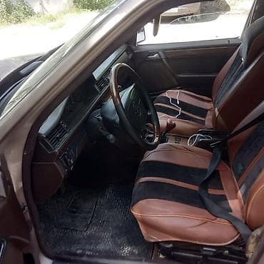 жалабат машина: Mercedes-Benz E-Class: 1993 г., Кол менен иштөөчү, Седан — 4