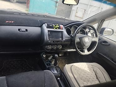 john dere: Honda Fit: 2002 г., Хэтчбэк — 5