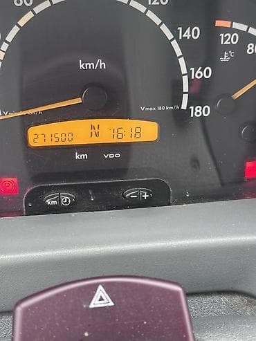 сколько стоит спринтер: Легкий грузовик, Mercedes-Benz, Стандарт, 3 т — 2