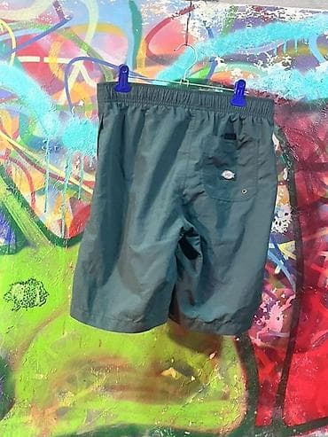 старый вещи: Шорты Dickies зеленые Размер с/м Цена: 700 Штаны dickies Размер — 2
