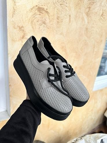 кроксы crocs: Женские летние шлёпанцы/сандалии - Разные модели в актуальном — 10