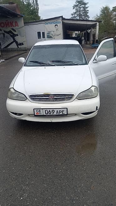 Kia Credos: 1998 г., 1.8 л, Ручные, Бензин, Седан