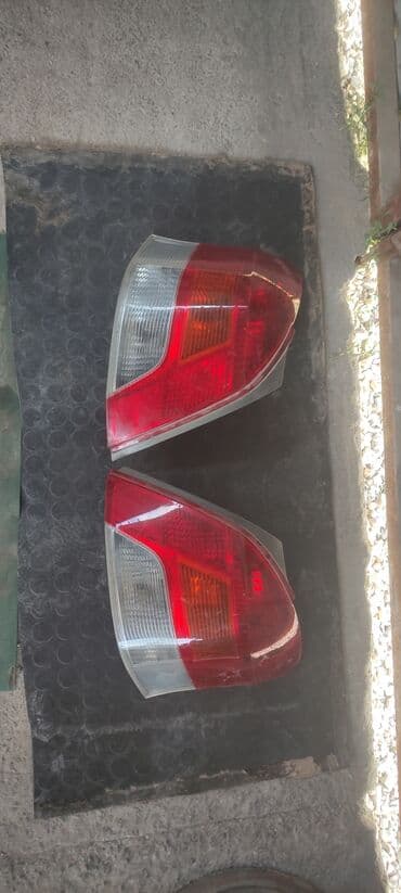 купить задний фонарь тойота авенсис бу: Стоп сигнал Тойота аристо Тойота естима Тойота Ипсум Тойота витс Ярис — 2