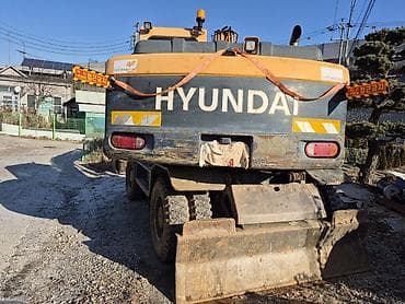 audi tt: Экскаватор, Hyundai, 2013 г., Колесный — 2