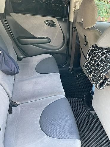 задний двер хонда фит: Honda Fit: 2003 г., 1.3 л, Вариатор, Бензин, Хэтчбэк — 8