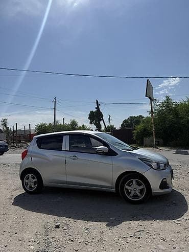 shevralet spark: Chevrolet Spark: 2018 г., Механика, Бензин, Хэтчбэк — 4
