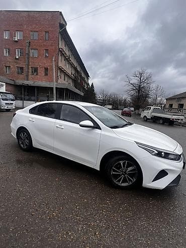 mazda premacy: Kia K3: 2021 г., Седан — 5