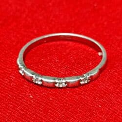 купить свадебное платье недорого: Продаю Бижутерию: 1.Бусы из натурального янтаря 350с 2. кулоны 100с 3 — 5