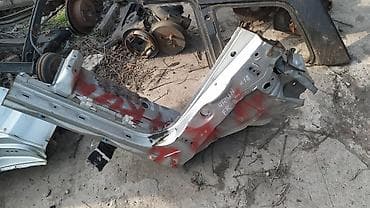 Toyota 4Runner 215 кузовная часть, Тойота Форанер 215 часть стойки