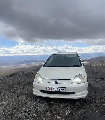 Honda Civic: 2002 г., 1.5 л, Вариатор, Бензин, Хэтчбэк