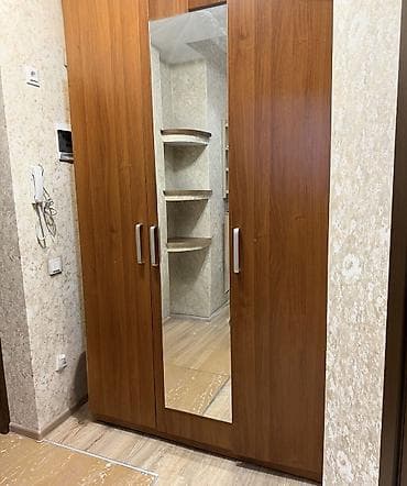 Мебель: Шкаф четырехстворчатый - Материал: ЛДСП с текстурой под древесину — 1