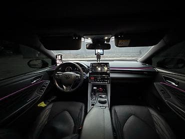 toyota hilux 2016: Toyota Avalon: 2021 г., 2.5 л, Гибрид, Седан — 7