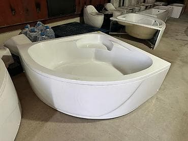 solutions elementary: Угловая акриловая ванна белого цвета с интегрированным сиденьем — 2