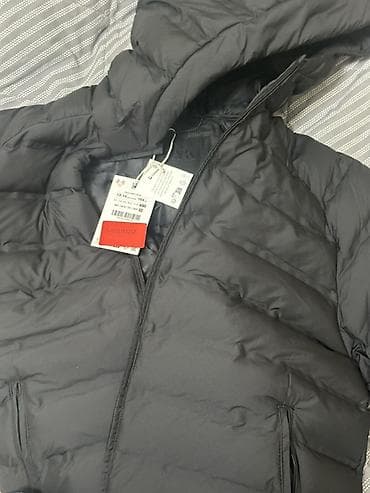 квадрик детский бензиновый: Пуховик ZARA с капюшоном, черный. Куртка не носилась новая!!! Продам — 1