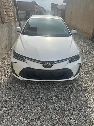 Toyota Corolla: 2021 г., 1.8 л, Вариатор, Гибрид, Седан — 1