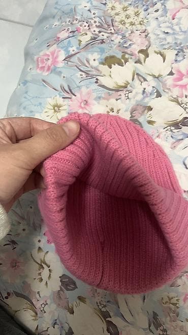 soft shell: Зимняя шапка для девочек 2-3 года от бренда Balabala. Новая. Отдам по — 3