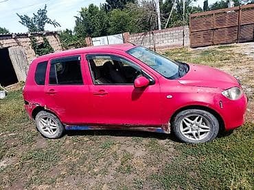 Mazda Verisa: 2004 г., 1.3 л, Кол менен иштөөчү, Бензин, Хетчбек — 6