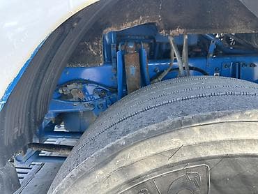 124 amg: Тягач, Volvo, 2001 г., Шторный — 10