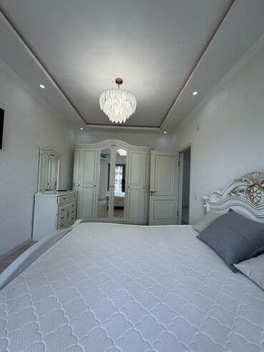 3 комнатная квартира долгосрочно: 3 комнаты, Риэлтор, Без подселения, С мебелью полностью — 4