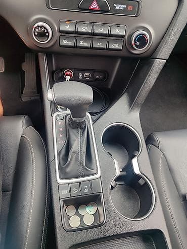 daewoo musso: Kia Sportage: 2016 г., 2 л, Автомат, Дизель, Кроссовер — 9