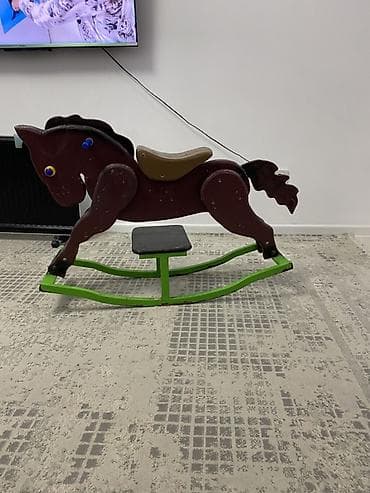 Детский комплект для дома: качалка-лошадка, электрическая