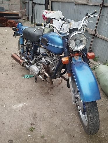 мото бука: Мотоцикл ИЖ/Днепр/Урал классического типа с оппозитным двухцилиндровым — 1