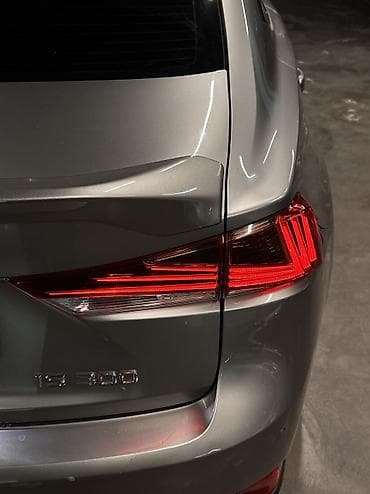 ls 470: Lexus IS: 2018 г. — 7