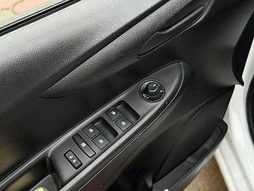 ravon spark: Chevrolet Spark: 2020 г., 1 л, Вариатор, Бензин, Хэтчбэк — 6