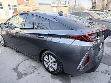 step rf3: Toyota Prius: 2017 г., Вариатор, Гибрид, Хэтчбэк — 5