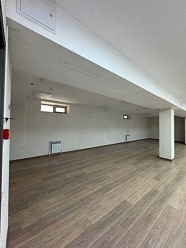 Кыймылсыз мүлк: Сдаю помещение! 200 м² Адрес: Скрябина 50а ❗️Цокольный этаж Цена — 6