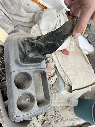 прадо 120 крышка багажника: Запчасти от Превии (Превия Превиа Previa) есть только все что на фото — 1