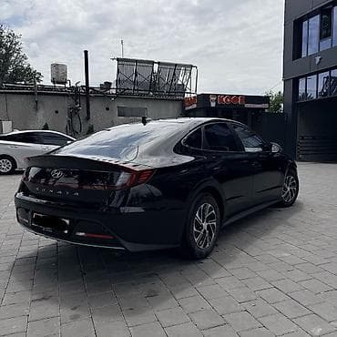 Транспорт: Hyundai Sonata: 2022 г., 2 л, Автомат, Гибрид, Седан — 4