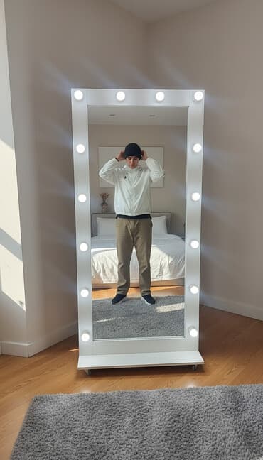 зеркало бу для дома: Напольное гримерное зеркало с подсветкой - Тип: вертикальное — 1