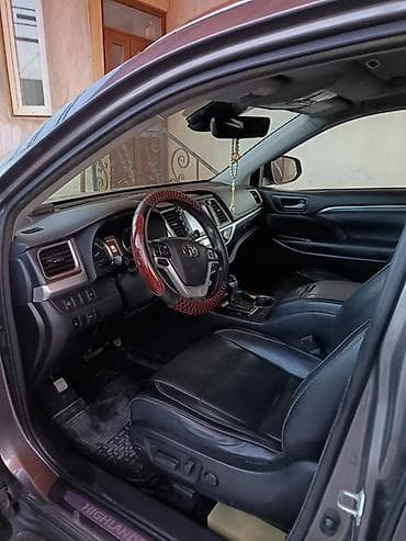 e38 bmw: Toyota Highlander: 2018 г., 3.5 л, Автомат, Гибрид, Кроссовер — 4