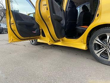 step: Honda : 2008 г., 1.3 л, Автомат, Бензин, Седан — 4