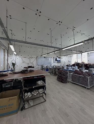 закройный цех: Цех, 400 м² — 2