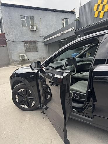 люк панорама: BYD : 2025 г., 1.6 л, Автомат, Электромобиль, Кроссовер — 8