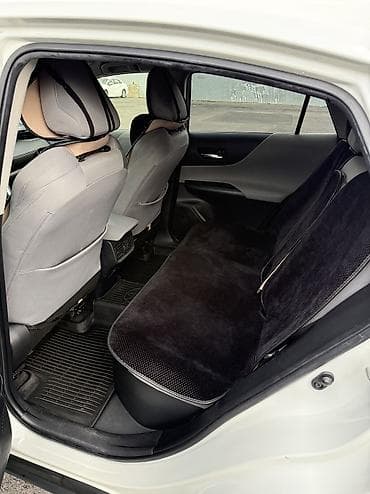 aion v: Toyota Venza: 2022 г., 2.5 л, Вариатор, Гибрид, Кроссовер — 5