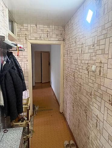 3 комнаты, 58 м², 104 серия, 2 этаж, Косметический ремонт — 1