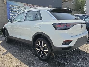 Продажа авто: Volkswagen T-Roc: 2026 г., 1.4 л, Робот, Бензин, Внедорожник — 2