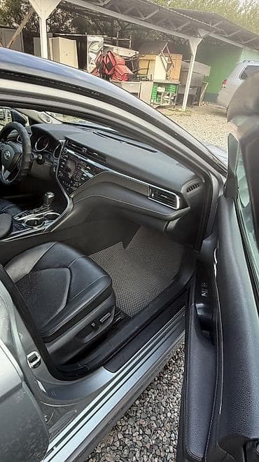 b class: Toyota Camry: 2018 г., 3.5 л, Автомат, Бензин, Седан — 5