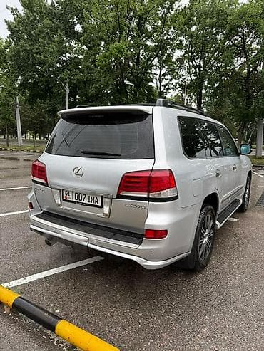 Lexus LX: 2012 г., 5.7 л, Автомат, Газ, Внедорожник — 6