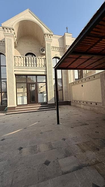 200 м², 4 комнаты