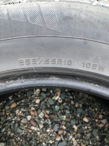 купить зимние шины r18: Продаю резину в хорошем состоянии, 2019 года. 255.55.18 размер — 2