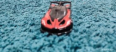 водный апарат: Коллекционная машинка Hot Wheels – Pagani Zonda R - Масштабный литой — 4