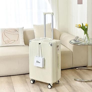 чемода: Продаю чемоданы на любой вкус и цвет. Хорошие цены. Есть все размеры — 8