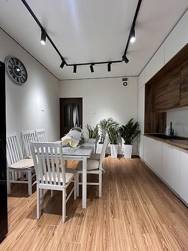 3 комнаты, 85 м², 106 серия улучшенная, 3 этаж, Дизайнерский ремонт