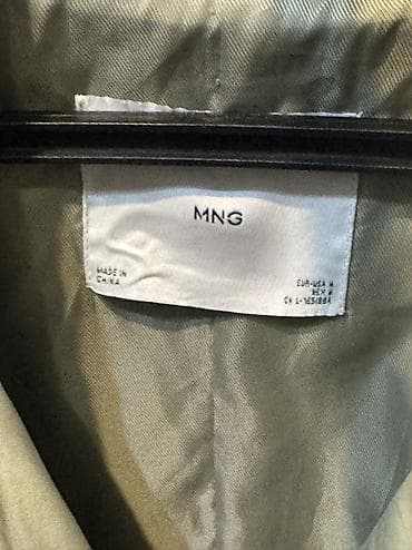 белые кюлоты: Плащ, Тренчкот, Двубортная модель, M — 8